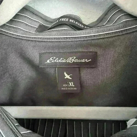 Eddie Bauer Men’s Striped Button Down Dress Shirt Wrinkle Free Relaxed Fit XL - Picture 2 of 3